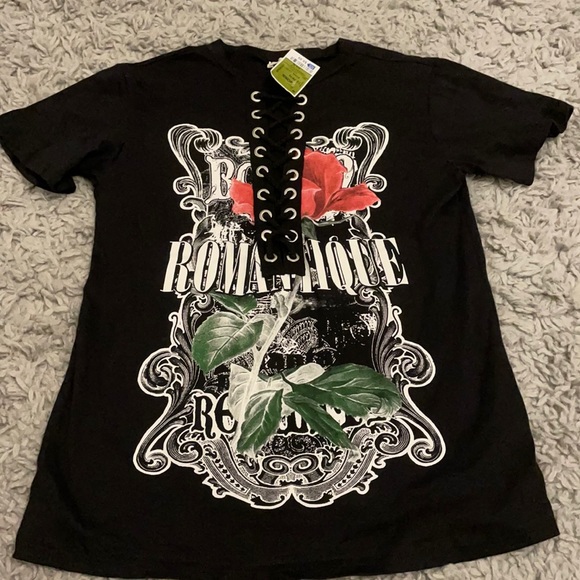 Lace-up romantique tee - Picture 1 of 4